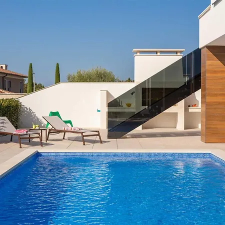 别墅 Old Olive Iv By Awaytocroatia *